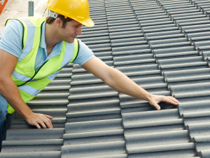 Professional roof inspection for Maryville roofing maintenance